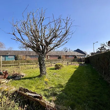 Holiday home Antipodes, Maison Avec Parking Face Au Port