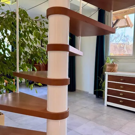 Antipodes, Maison Avec Parking Face Au Port *