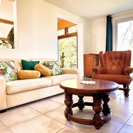 Antipodes, Maison Avec Parking Face Au Port Holiday home *